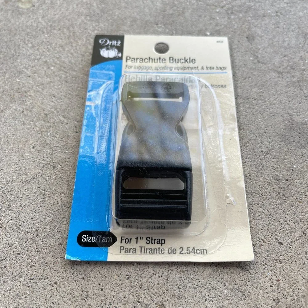 Parachute Black Buckle Clip with 1” Strap